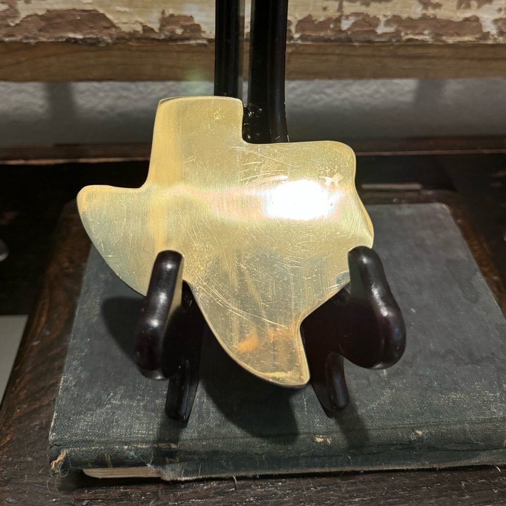 Vintage Texas Metal Brass Paper Weight Retro Desk Top Novelty